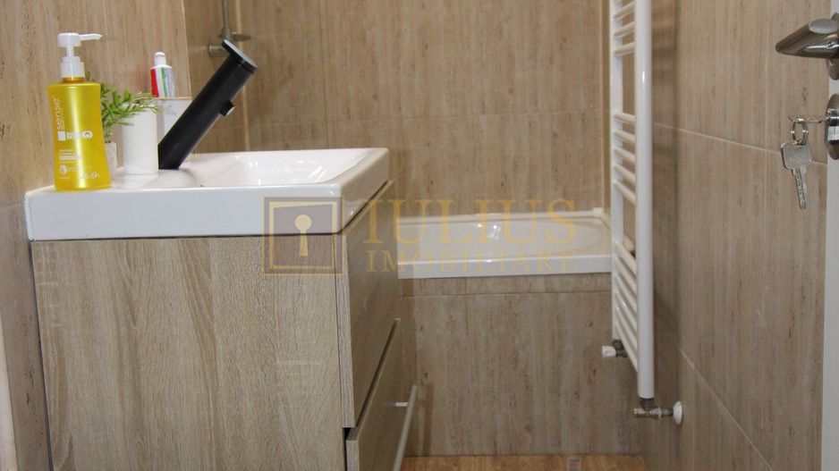 3 camere, Bulevardul Cetatii, zona ideala, centrala proprie - Poză 8