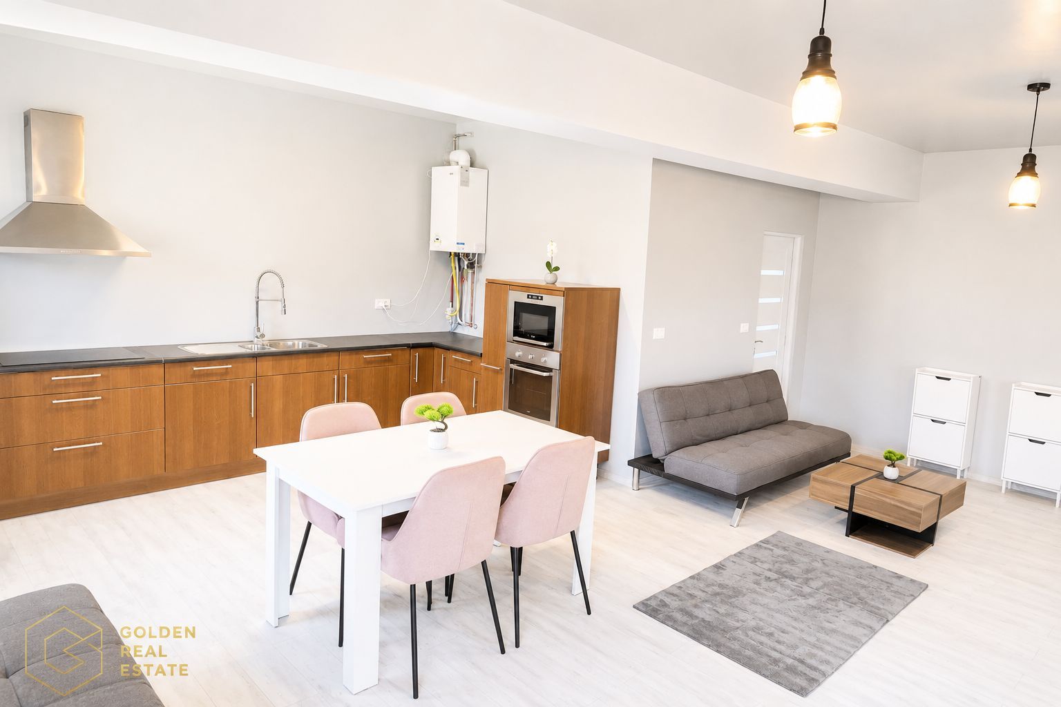 Apartament 3 camere, Via Cramina, mobilat si utilat complet, terasa 26 mp - Poză 2