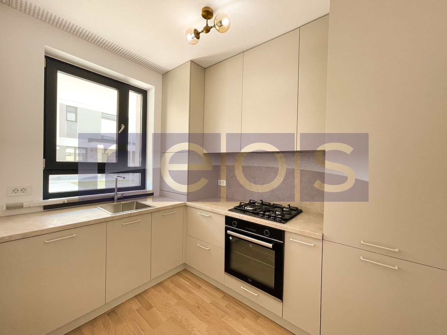 INCHIRIERE VILA 130 MP | MOBILATA-UTILATA | 5 CAMERE | PARCARE | CURTE - Poză 4