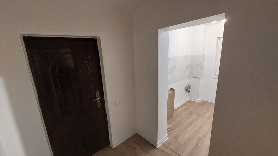🏠 Apartament 2 camere, Parter, Zona Narcisa - Poză 4