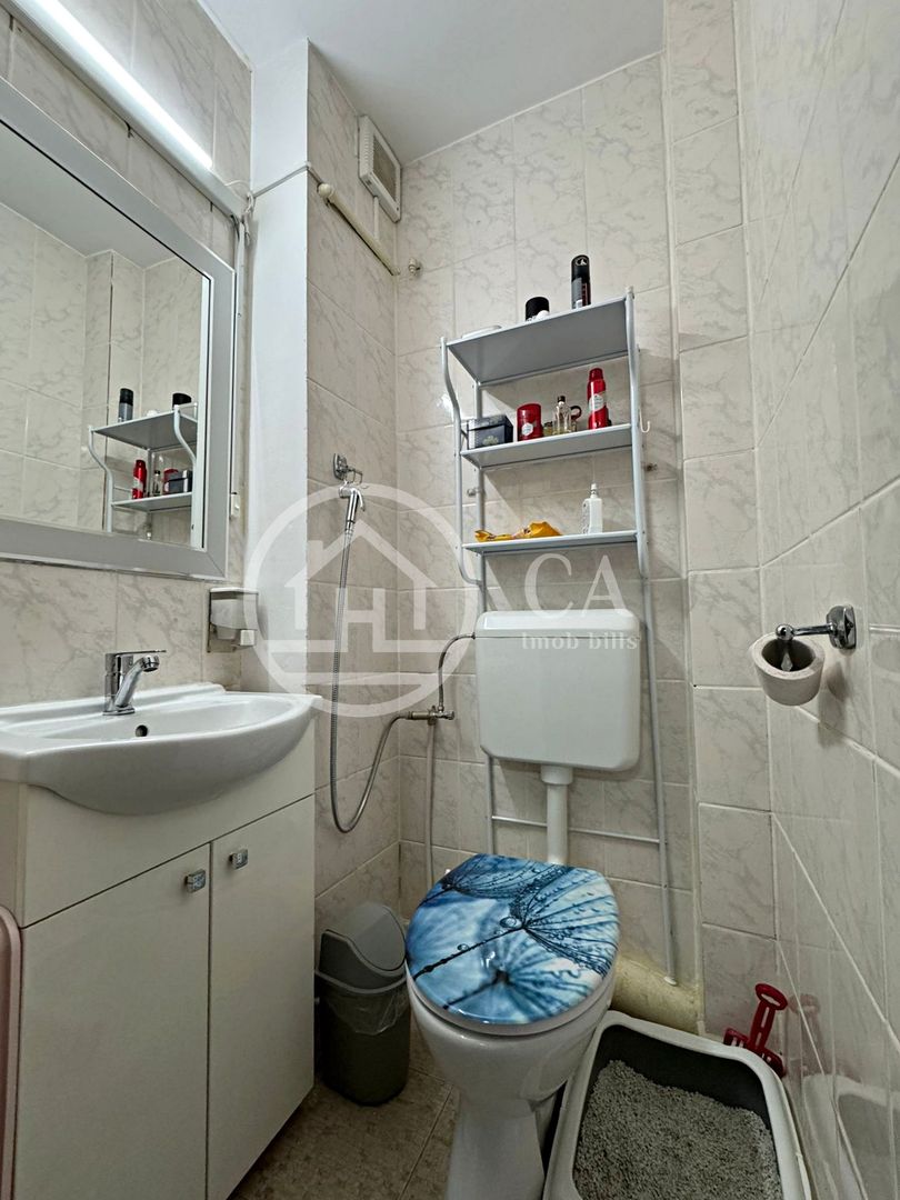 Apartament de vânzare cu 4 camere în zona Rogerius, Oradea - Poză 13