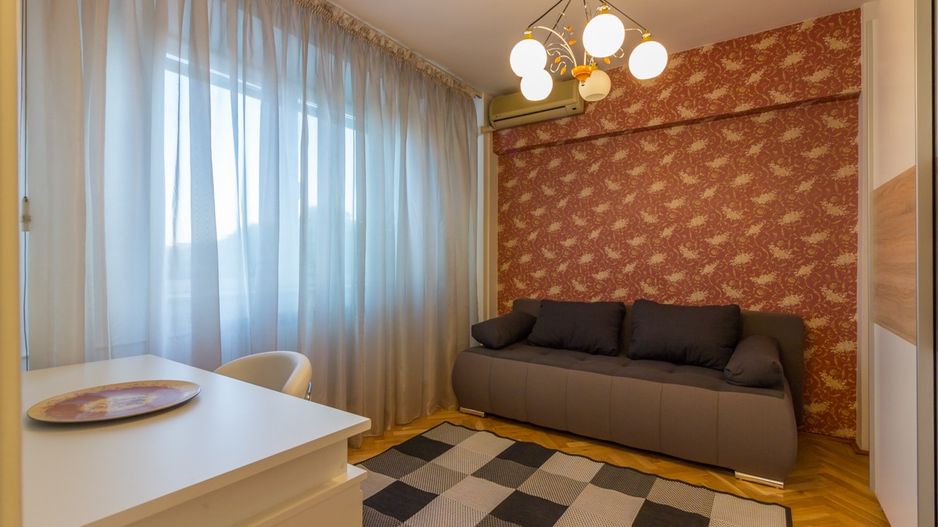 4 Camere de inchiriat, zona Libertății-vedere CASA POPORULUI - Poză 9