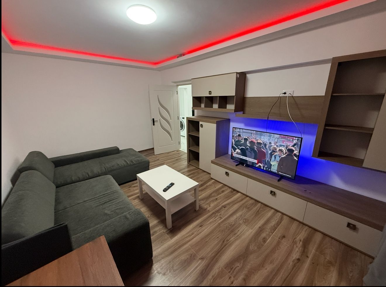 AP. 2 CAMERE- COLENTINA, BUCATARIE INCHISA, MOBILAT/UTILAT MODERN - Poză 1