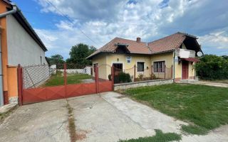 Casa cu teren de 1233 mp la 25 km de Oradea - Poză 1