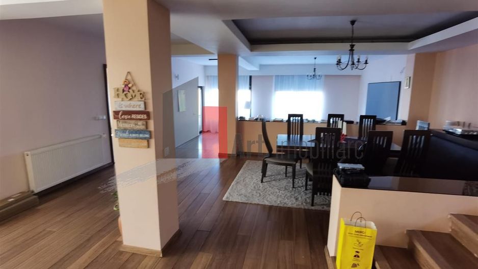 VIla 11 Camere Cernica - Poză 30