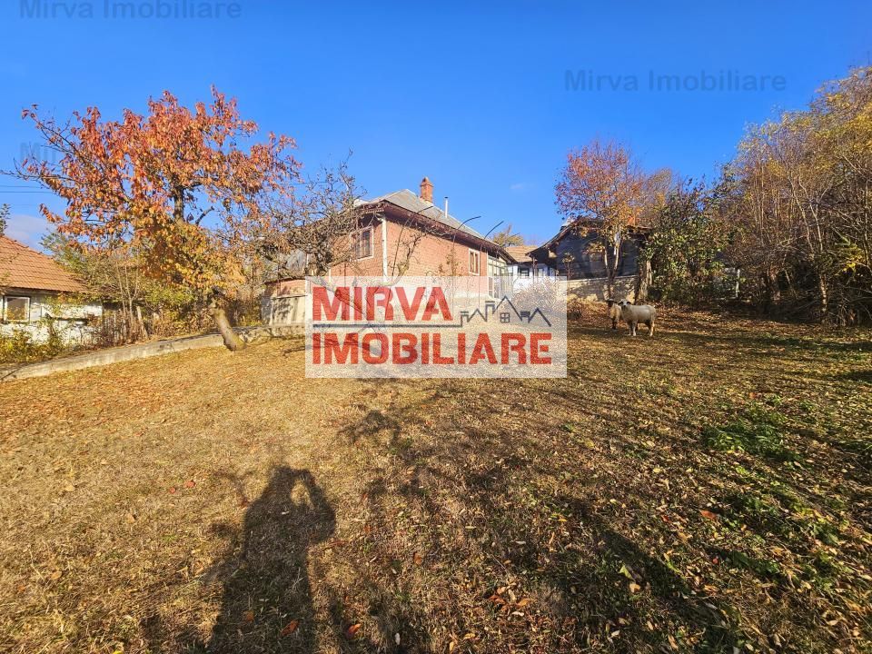 Vanzare casa, in Sat Batrani, priveliste superba - Poză 11