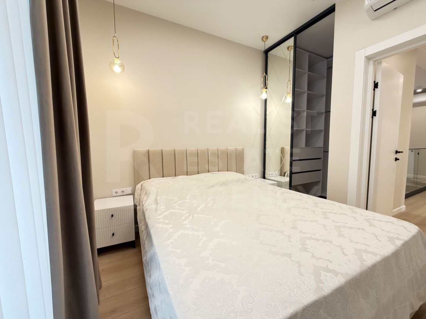 Chirie, duplex zona Port Mall - Poză 6