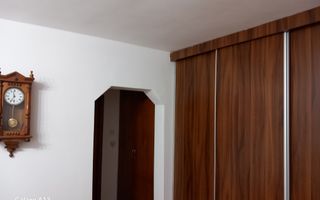 ageuropa.ro vinde ap 2 cam 46mp RENOVAT la PARTER în Micro 14. - Poză 4