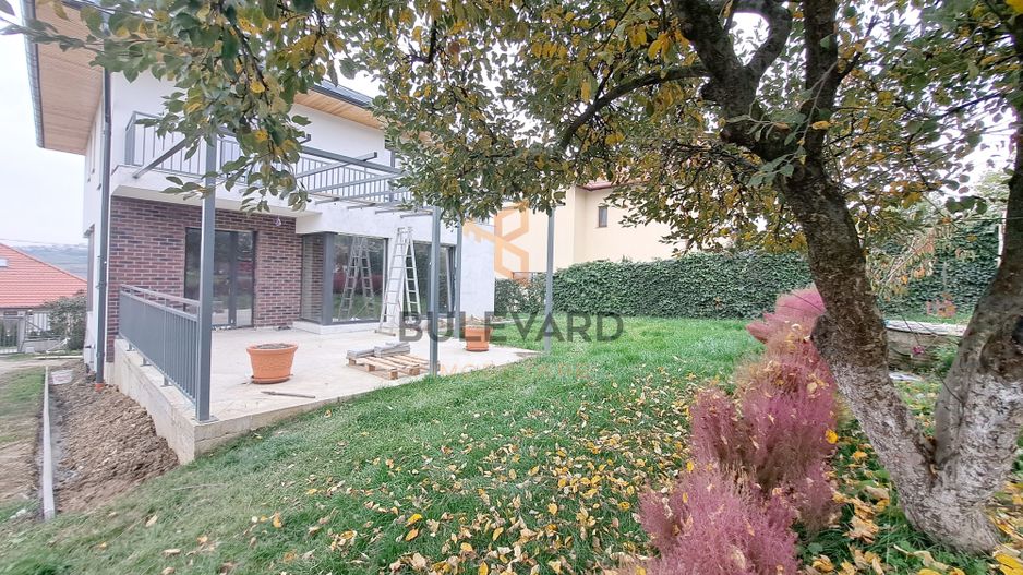 Casa individuala in cartierul Borhanci! - Poză 2