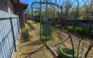 Casă 4 camere, 685 mp teren, renovată 2011 – Mănești, Zalhanaua - Poză 49