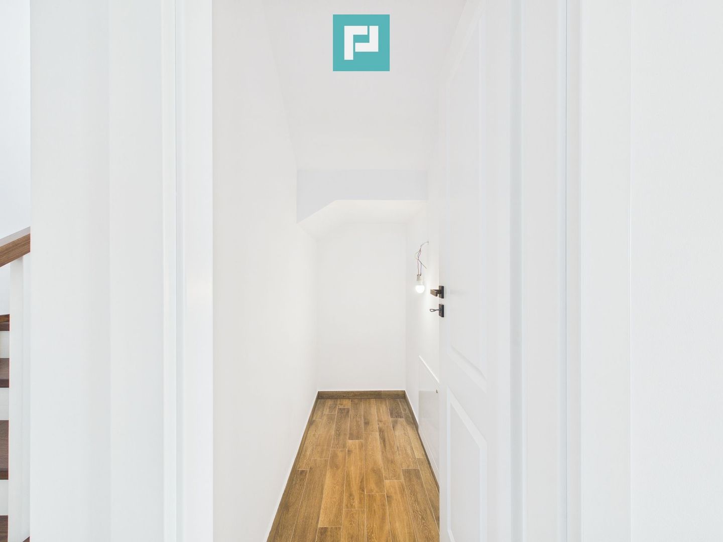 Duplex modern cu 5 camere Moșnița Nouă - Poză 15