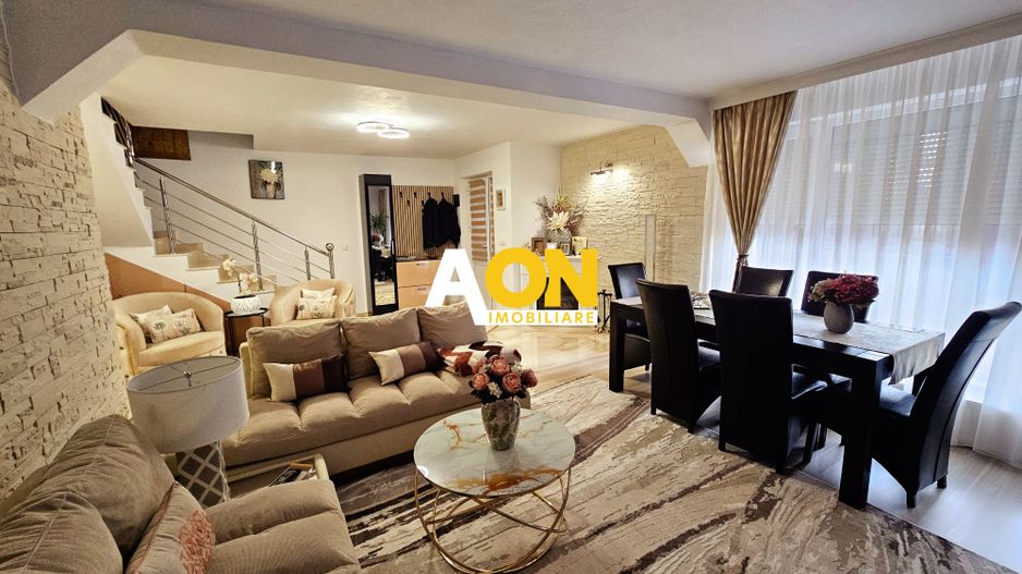 Casa tip triplex ( capat ), 4 camere, P+M, curte amenajata, Bărăbanț - Poză 1