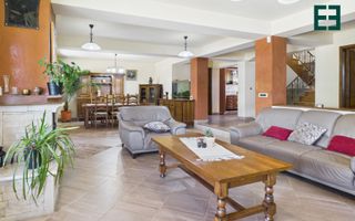 Vilă cu 6 camere - Zona Subcetate - Arad - Poză 1