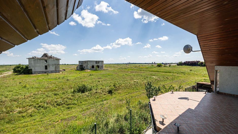 🏡 Visează la casa perfectă în Cartierul de Vest! 🌳 - Poză 13