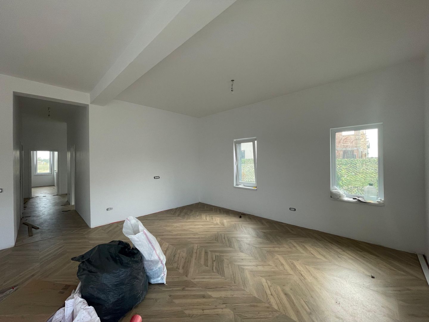 Duplex modern - despartit prin dressing - 4 camere |Urseni| - Poză 2