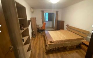 Apartament 2 camere, parter, metrou la 2 minute - Poză 1