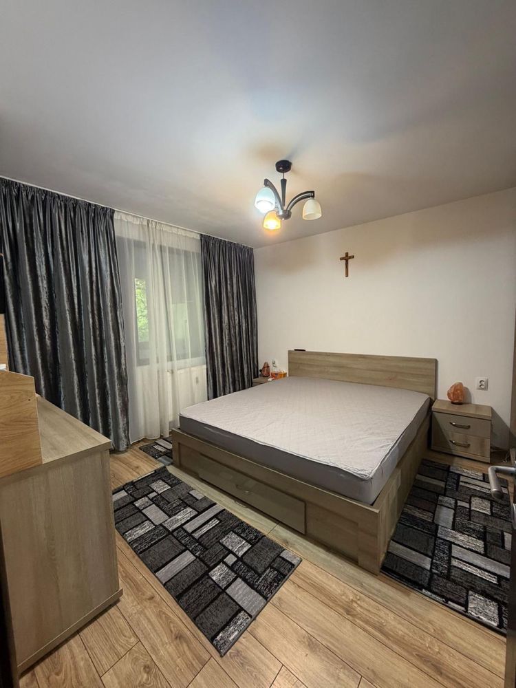 4 camere, 82 mp, parter, parcare, boxă, renovat, metrou la 400 m - Poză 4