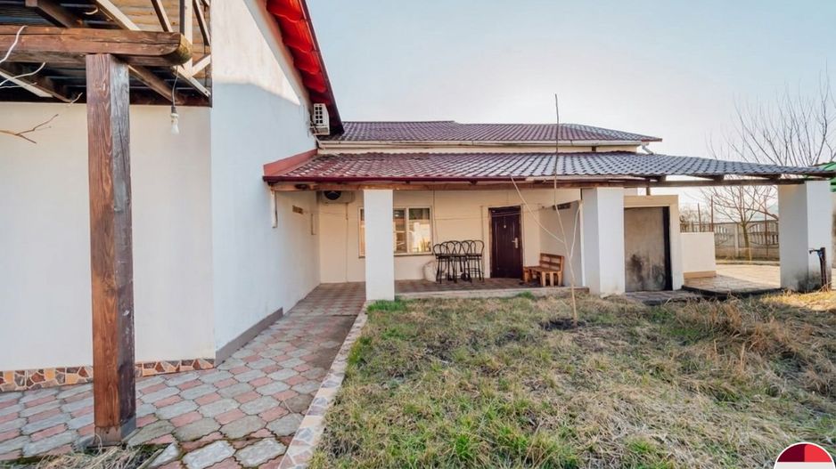 Casă de vânzare, Obileni, Hîncești ,185 m² ,16 ari, 2 garaje - Poză 21