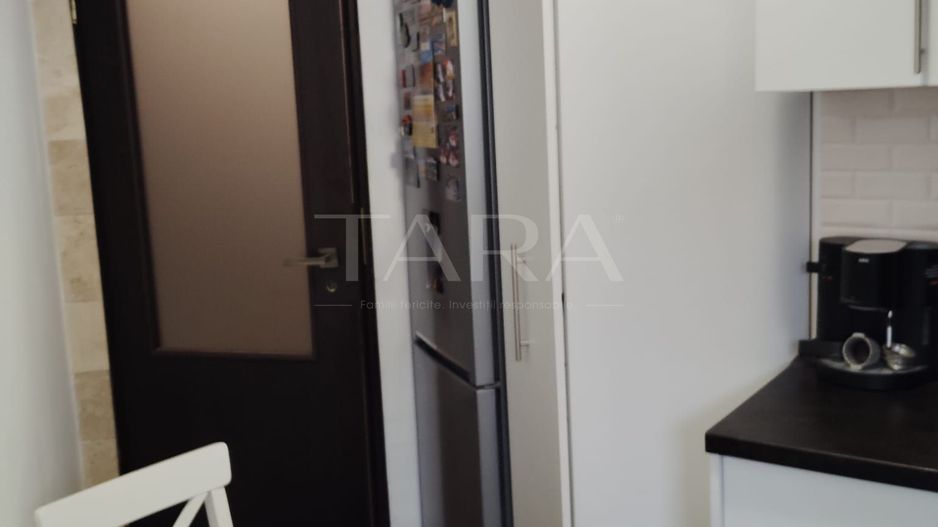 Apartament 3 Camere, pe doua niveluri,  Central Apahida. - Poză 3