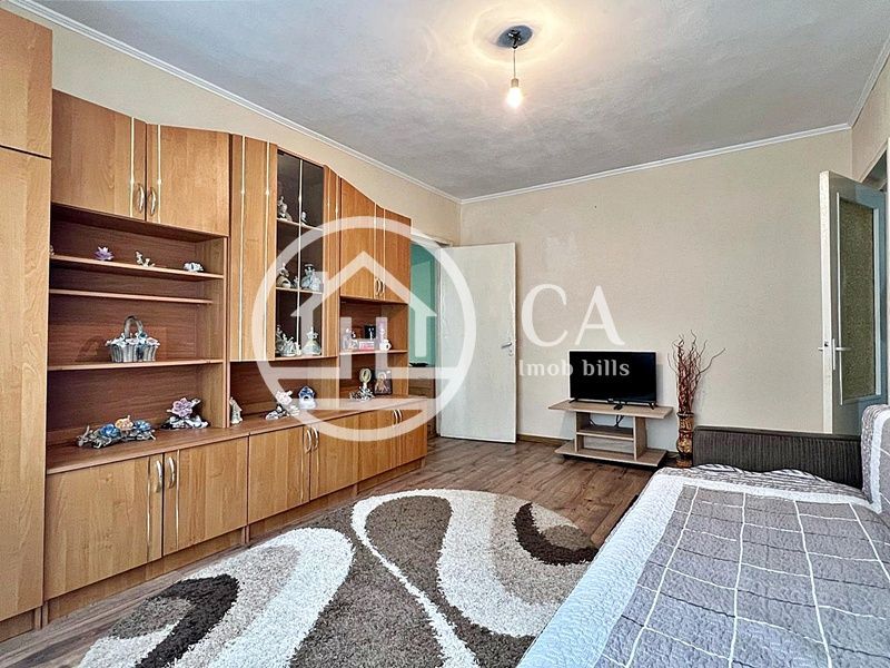 Apartament de vânzare cu 2 camere în zona Calea Aradului, Oradea - Poză 3