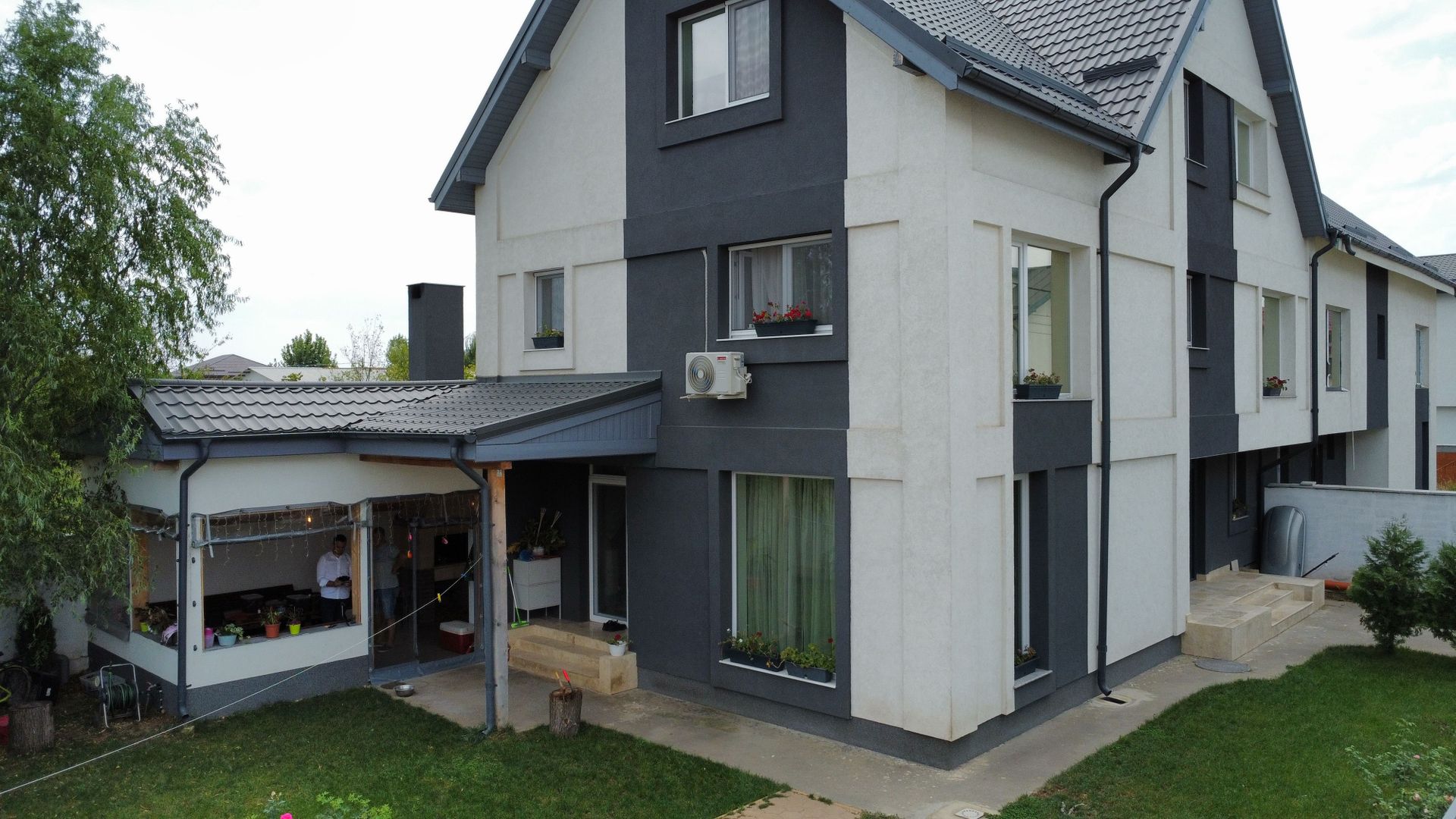 Vila lux cu curte - Mogosoaia (COMISION ZERO) - Poză 12