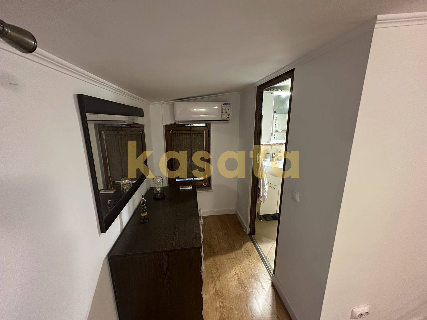 Casă 3 Camere de Vanzare | Curte | Renovată | Magazie - Poză 21