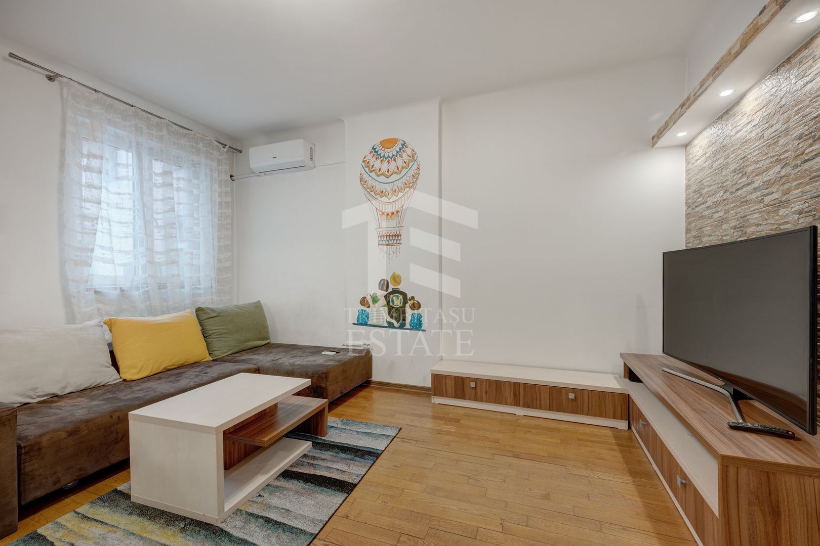2 Apartamente  in Vila 5 Cam Metrou Basarab Gara de Nord - Poză 9