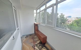 Apartament 3 camere Metrou 1 Mai - Poză 11