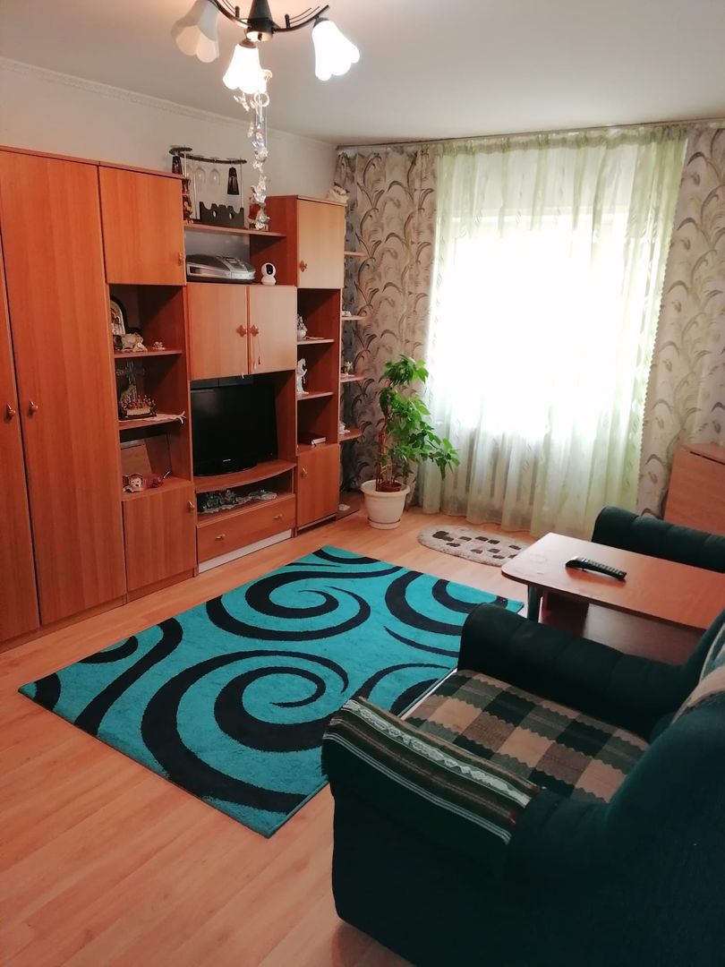Apartament 2 camere,sector 4,etaj 2 din 4, liber imediat - Poză 1