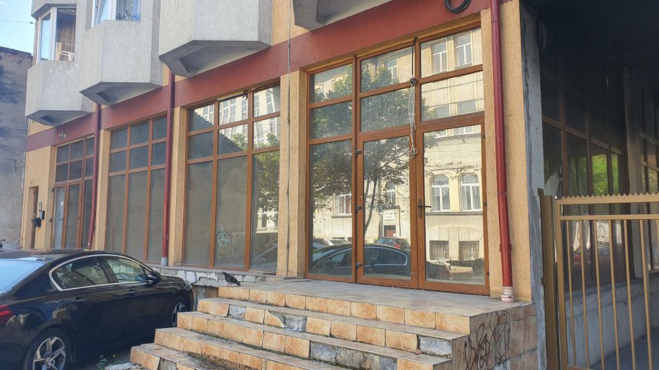 Spatiu Comercial de vanzare sau inchiriere Solaris - Poză 1