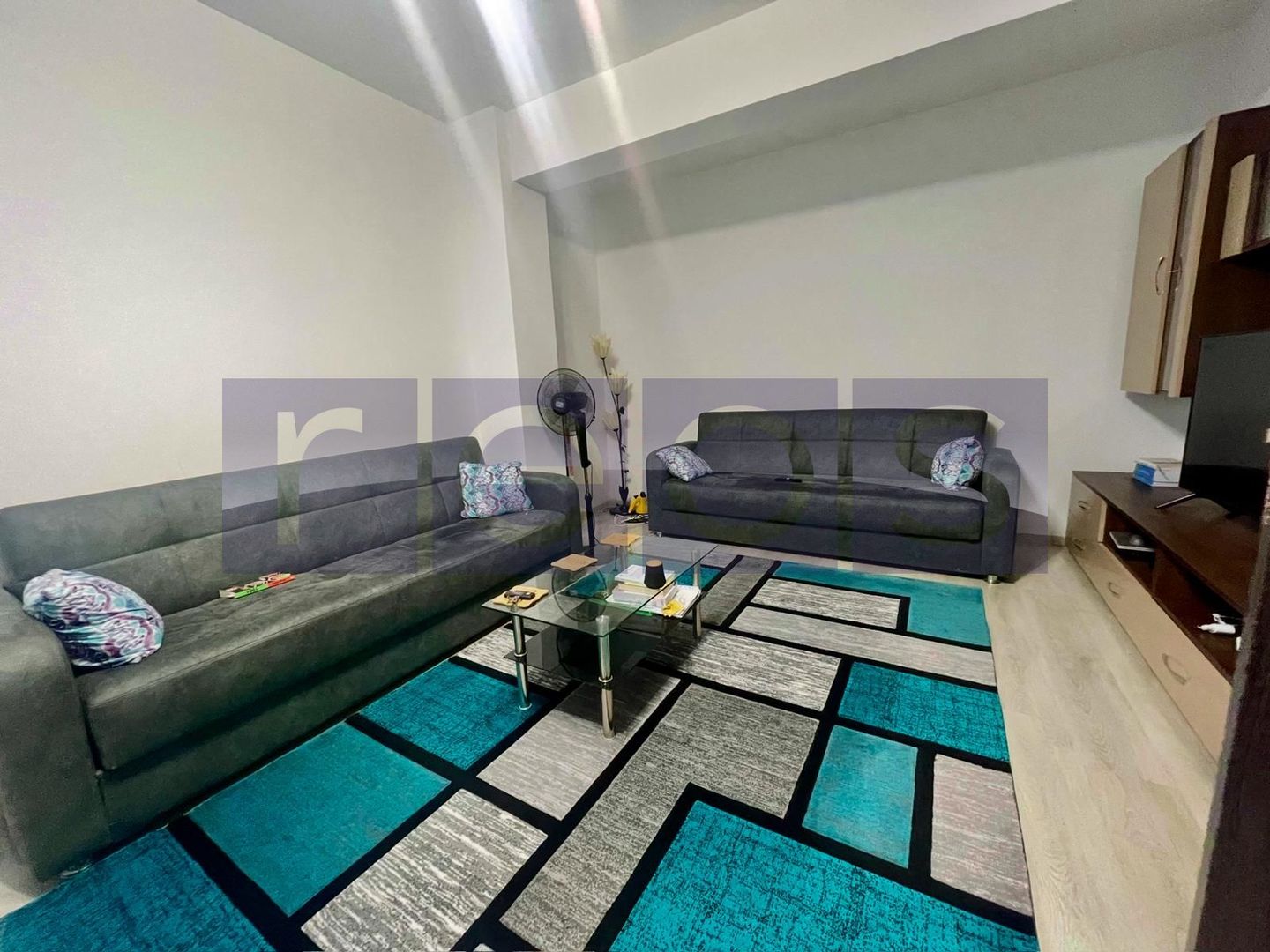 VANZARE APARTAMENT 2 CAMERE 57MP SALAJAN TRAPEZULUI PARCARE INCLUS - Poză 3