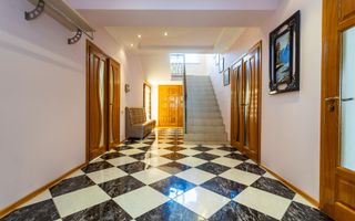 Casă în 4 nivele, amplasat pe strada Chicago, Stăuceni. - Poză 24