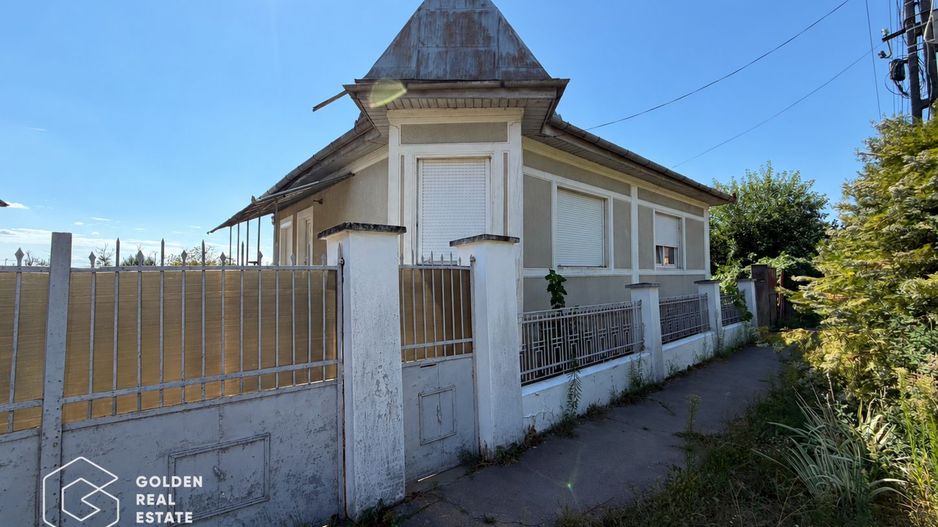 Casa cu teren 1957 mp, comuna Paulis - Poză 1