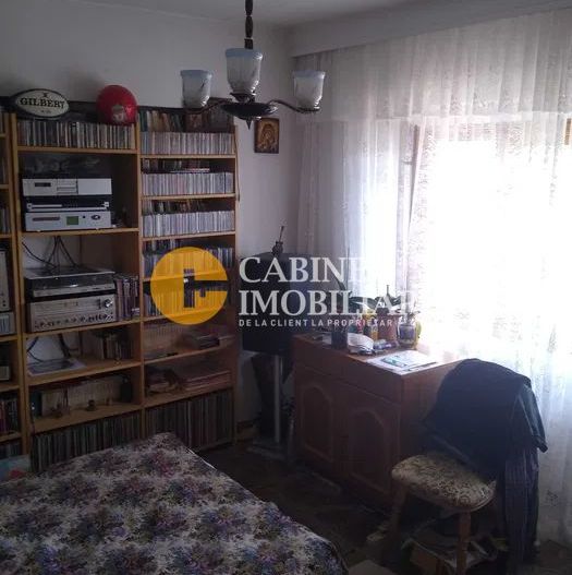 Nicolina - 4 Camere Decomandat - Etaj Intermediar +2 Bai -Bloc 1990 - Poză 3