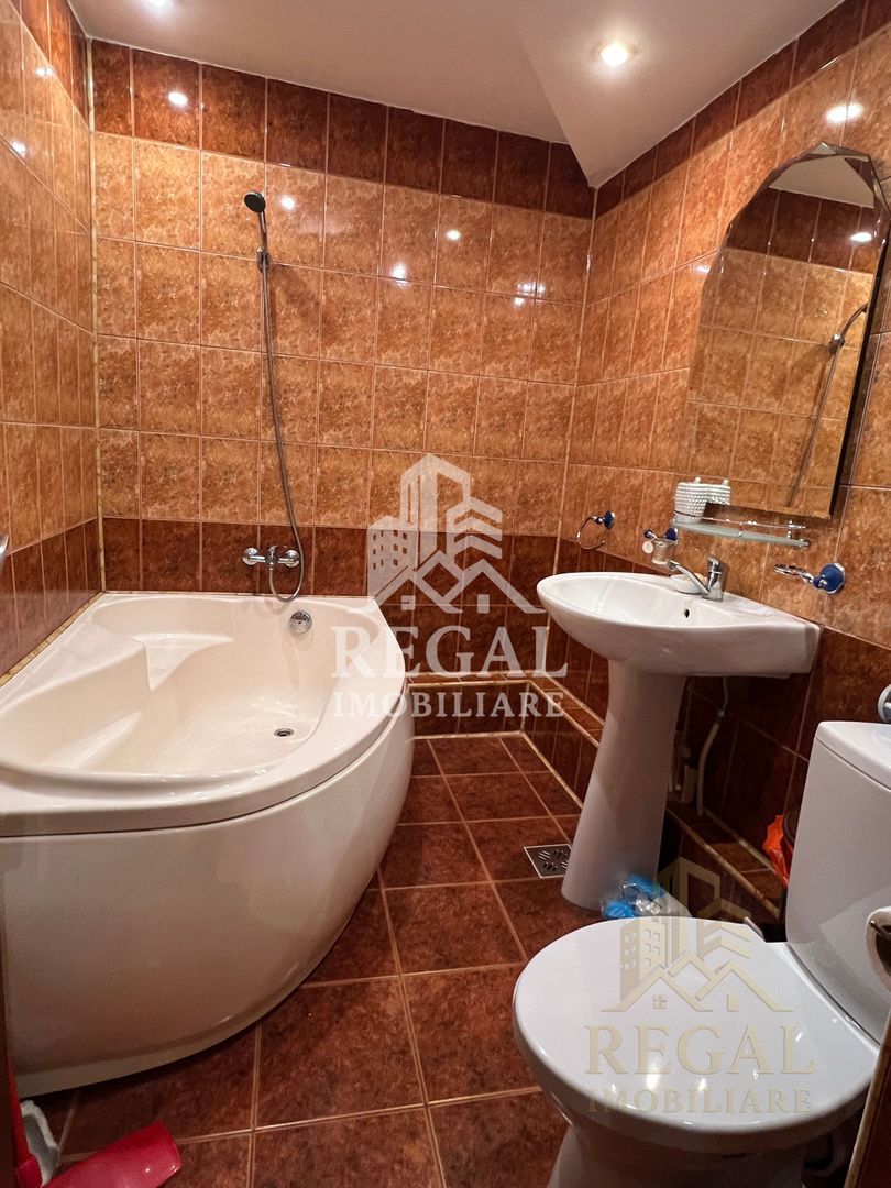 Apartament de inchiriat cu 3 camere. Zona Micro 5/1 (B-dul Traian) - Poză 6