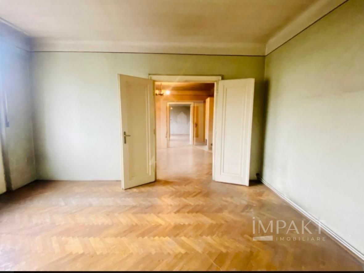 Apartament cu 3 camere, confort sporit, situat in zona Centrala! - Poză 1