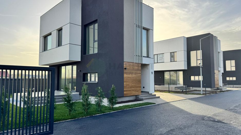 Super oferta de Halloween -  Vila Individuale de Lux în Tunari - Poză 2