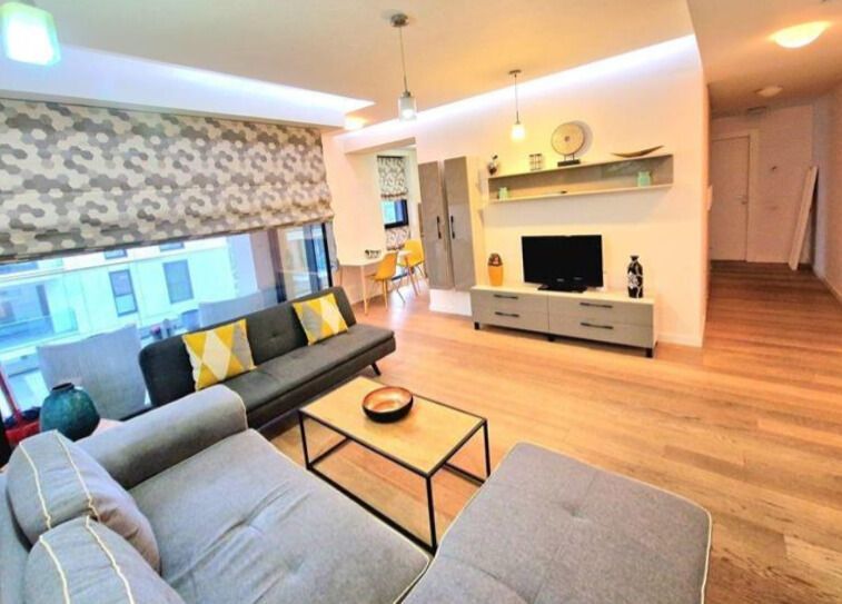 Apartament elegant cu terasă One Herăstrău Plaza Aviației - Poză 1