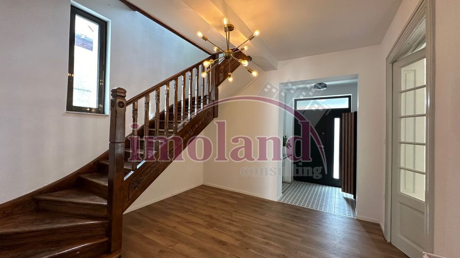 Floreasca - Chirie Casa cu Curte - Office/Comercial/Rezidential - Poză 1