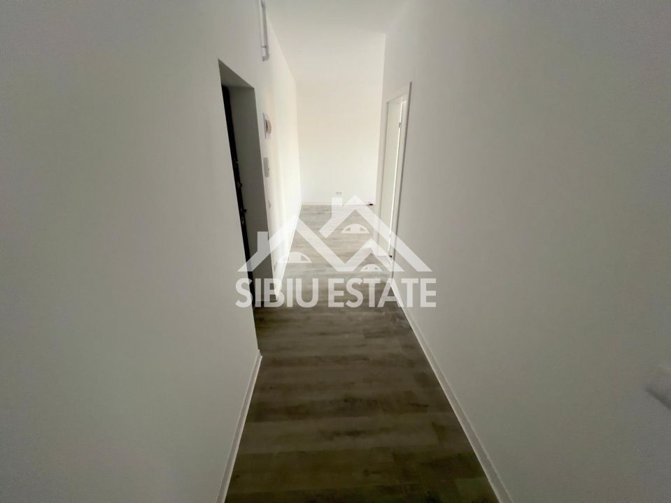 Apartament cu Gradina generoasa de 49 mp 3 camere, terasa, balcon - Poză 13