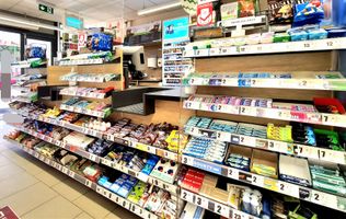 Spatiu comercial de vanzare - 209 mp cu chirias #plus-imo.ro