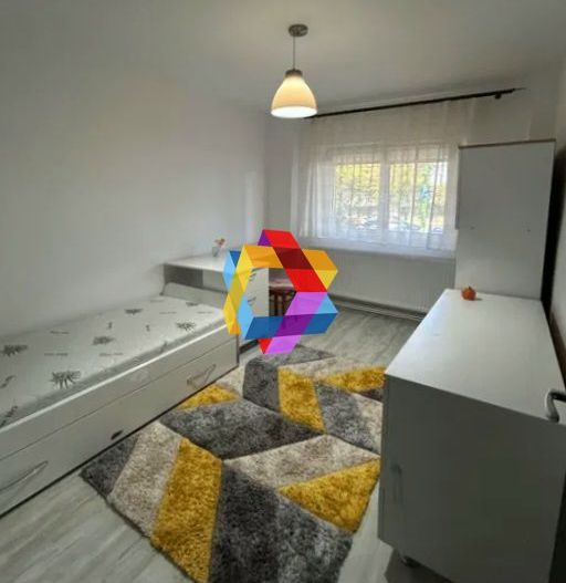 Apartament 4 camere de vânzare - zona Florilor/Craiter - 80 mp - plus-imo.ro - Poză 7