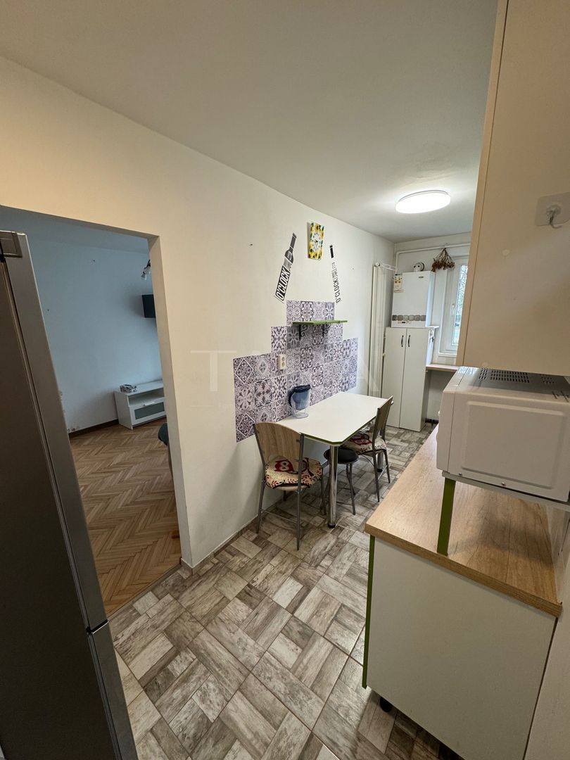 Apartament 2 camere renovat, central Gheorgheni. - Poză 1