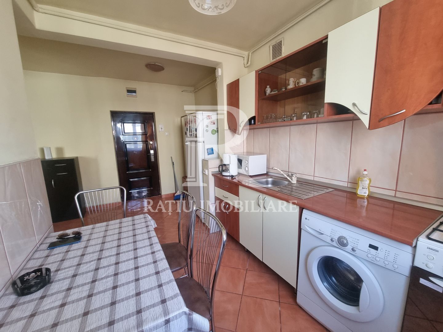 Apartament cu 2 camere | Central  Etaj 1| Deva | Hunedoara - Poză 11