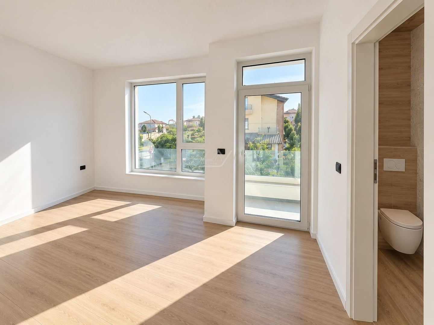 Comision 0! Duplex cu 5 camere despartit prin camera tehnica. Finisaje premium. - Poză 9