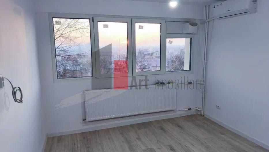 Vânzare apartament decomandat 2 camere Giurgiului - Piața Progresului - Poză 7