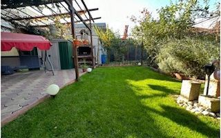 Ag BRASADAS vinde casa 3 cam curte superba Vatra luminoasa. - Poză 1