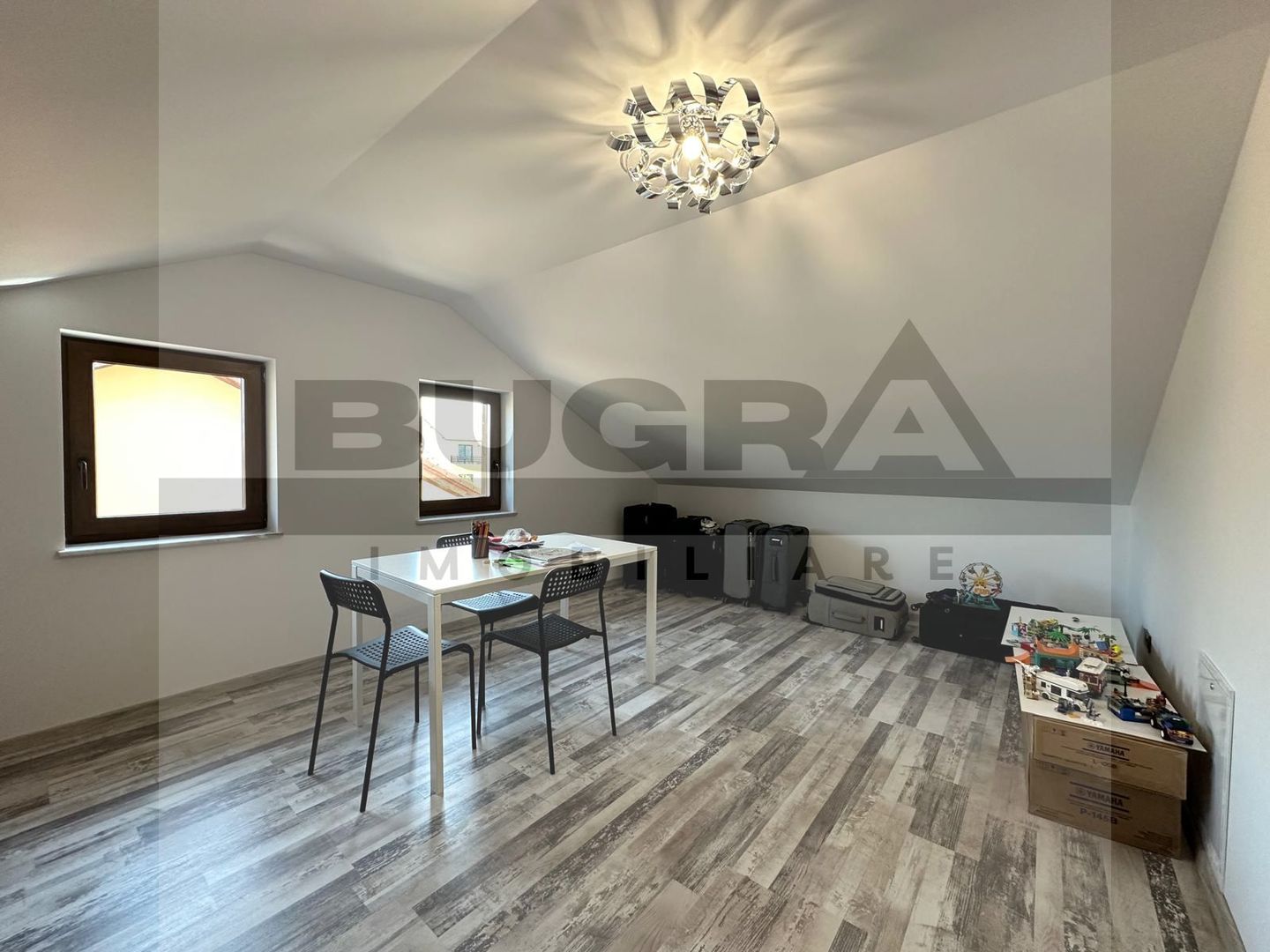 Duplex, 180mp utili, acces privat, ultrafinisat, petfriendly, Dezmir - Poză 6