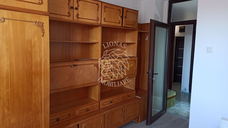 Apartament 3 camere 82 mp-balcon-2 bai-etaj 3-parcare-Central - Poză 5