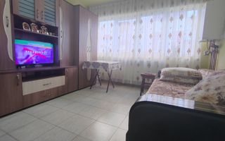garsoniera mobilata integral - etaj 1 - Colegiul Tehnic Grigore Moisil - Poză 1